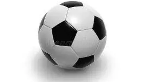 “五个孩子家庭仍选择躺平，婚后不工作不购房，万千惠的抉择是否令她懊悔？”